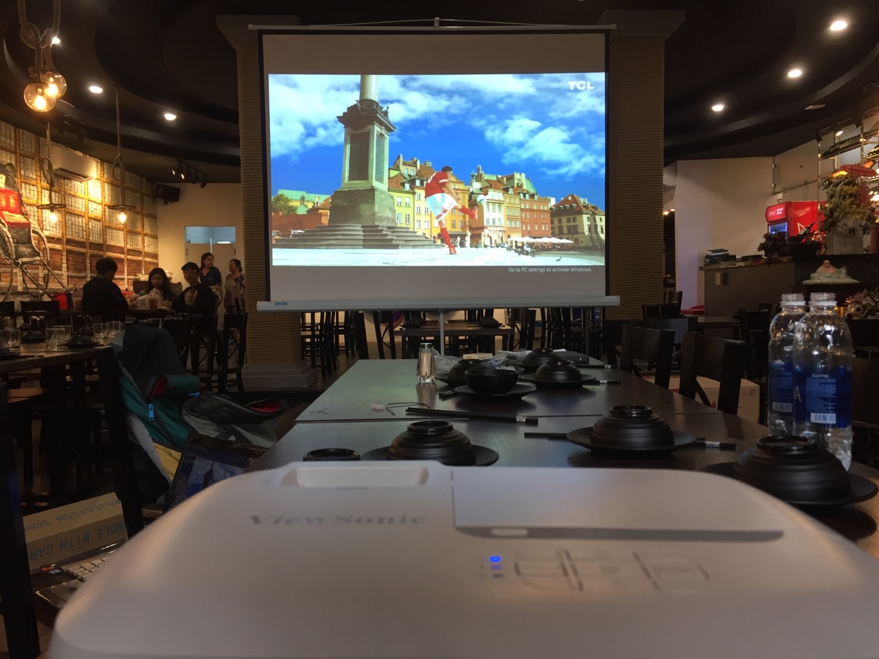 Máy chiếu Viewsonic dành cho quán cà phê, nhà hàng giá tốt  | BigBuy360 - bigbuy360.vn