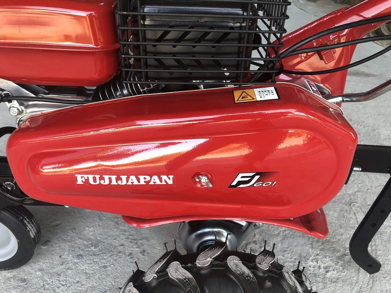 Máy xới đất đa năng Fujijapan FJ601 ​​​​​​​chạy xăng động cơ 4 thì mạnh mẽ | BigBuy360 - bigbuy360.vn