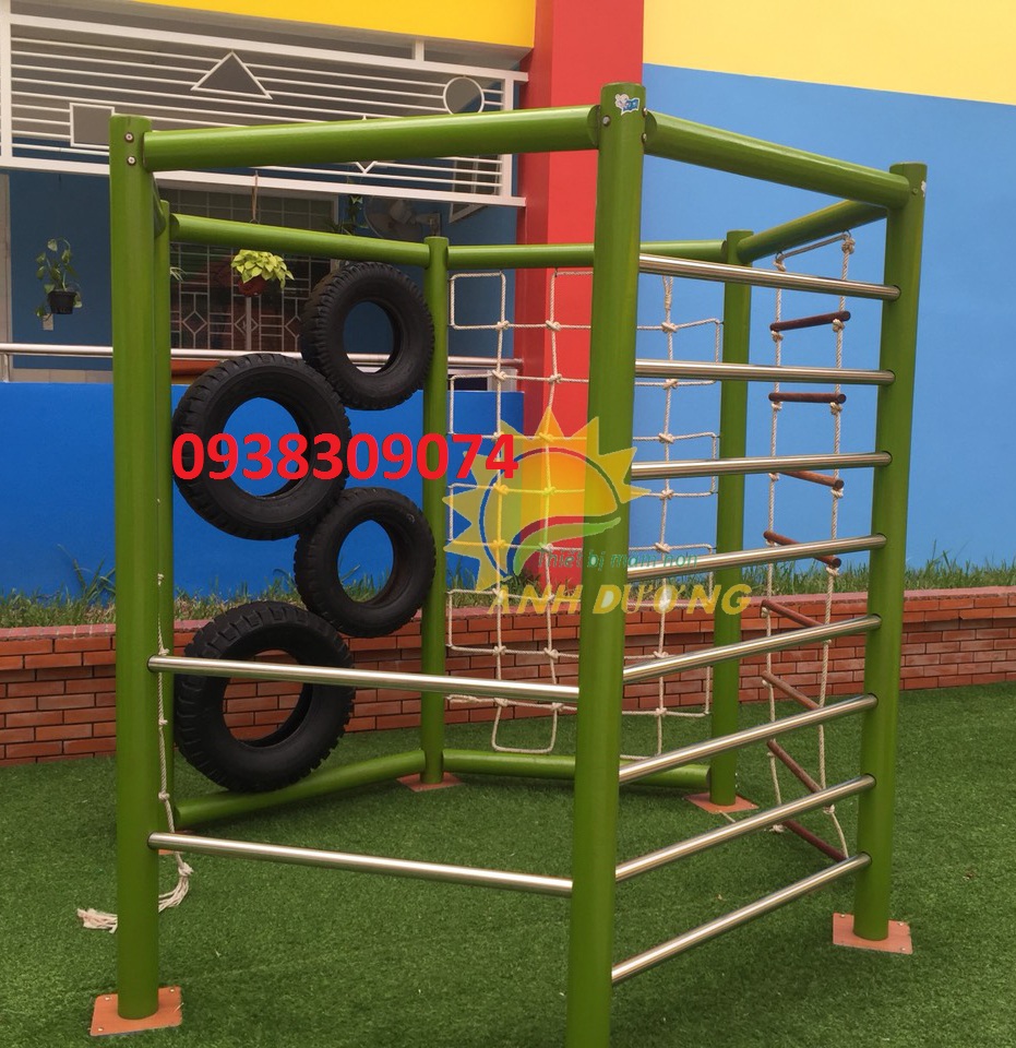 Thang leo vận động thể chất cho trẻ | BigBuy360 - bigbuy360.vn