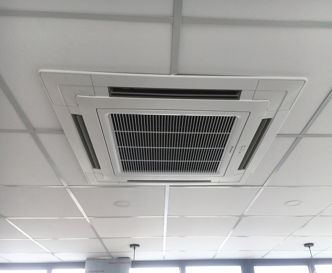 Lắp Máy lạnh âm trần Daikin (Cassette) linh kiện hiện đại - tốt nhất - chất lượng nhất | BigBuy360 - bigbuy360.vn