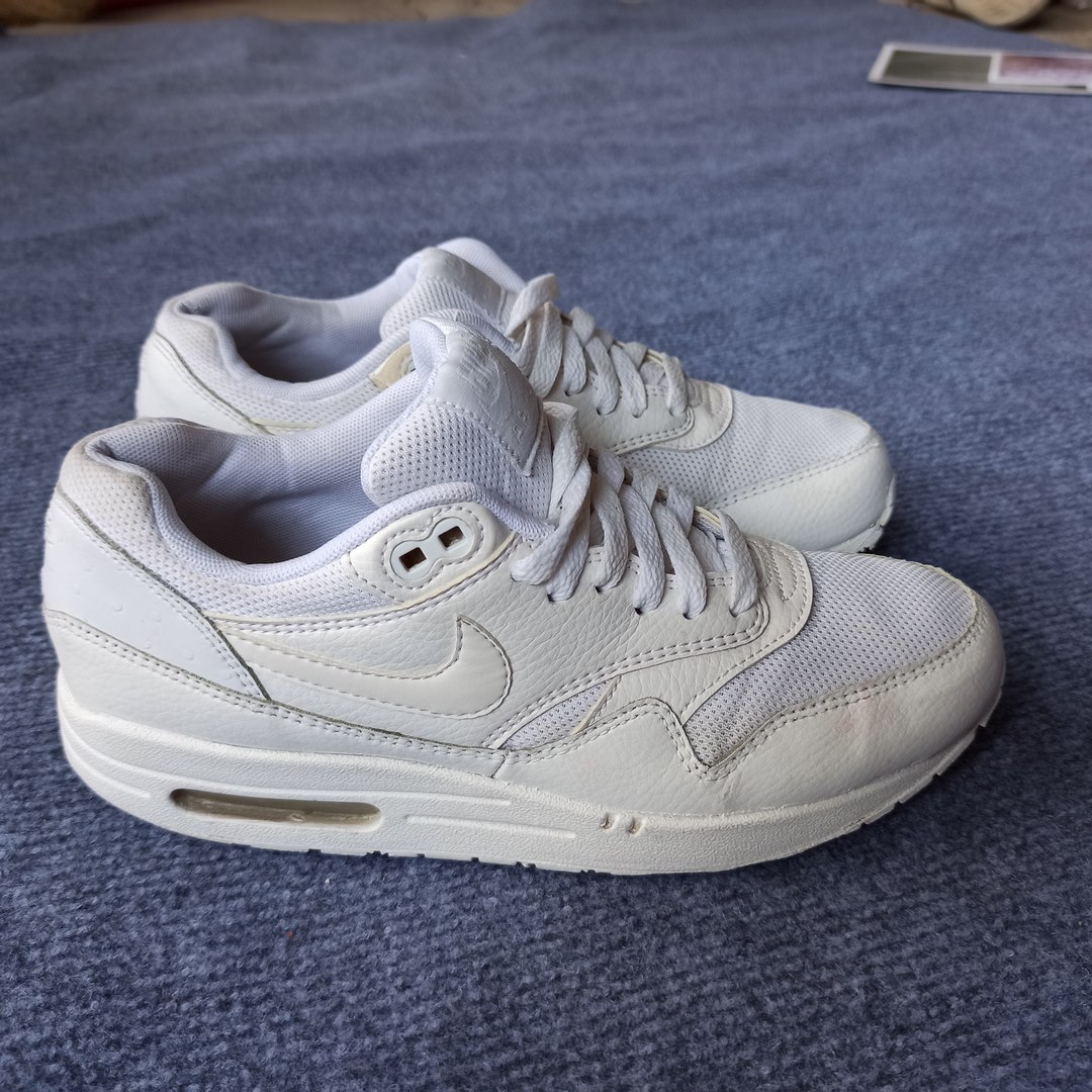 Giày thể thao hàng hiệu chính hãng likenew - 2hand - hàng cũ, Đủ model, giá mềm xèo  - ZAL0: 0907.130.133 | BigBuy360 - bigbuy360.vn