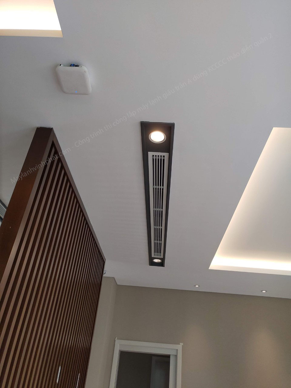 Máy lạnh giấu trần nối ống gió Mitsubishi Heavy FDUM125CR-S5/FDC125RC-S5 - R410 | BigBuy360 - bigbuy360.vn