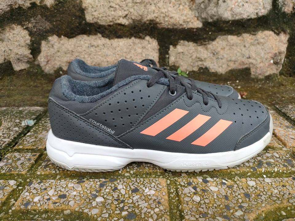 Giày thể thao ADIDAS COURT STABIL 2hand chính hãng |ZALO 0907130133 nhắn trực tiếp để lựa mẫu nhé