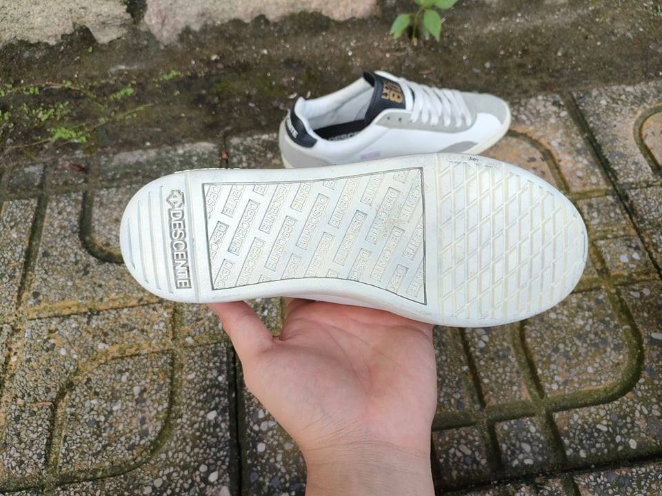 Giày thể thao DESCENTE LXXX 80 ans/years |nhắn trực tiếp ZALO  0907.130.133 để xem thêm thật nhiều mẫu mới nhé | BigBuy360 - bigbuy360.vn