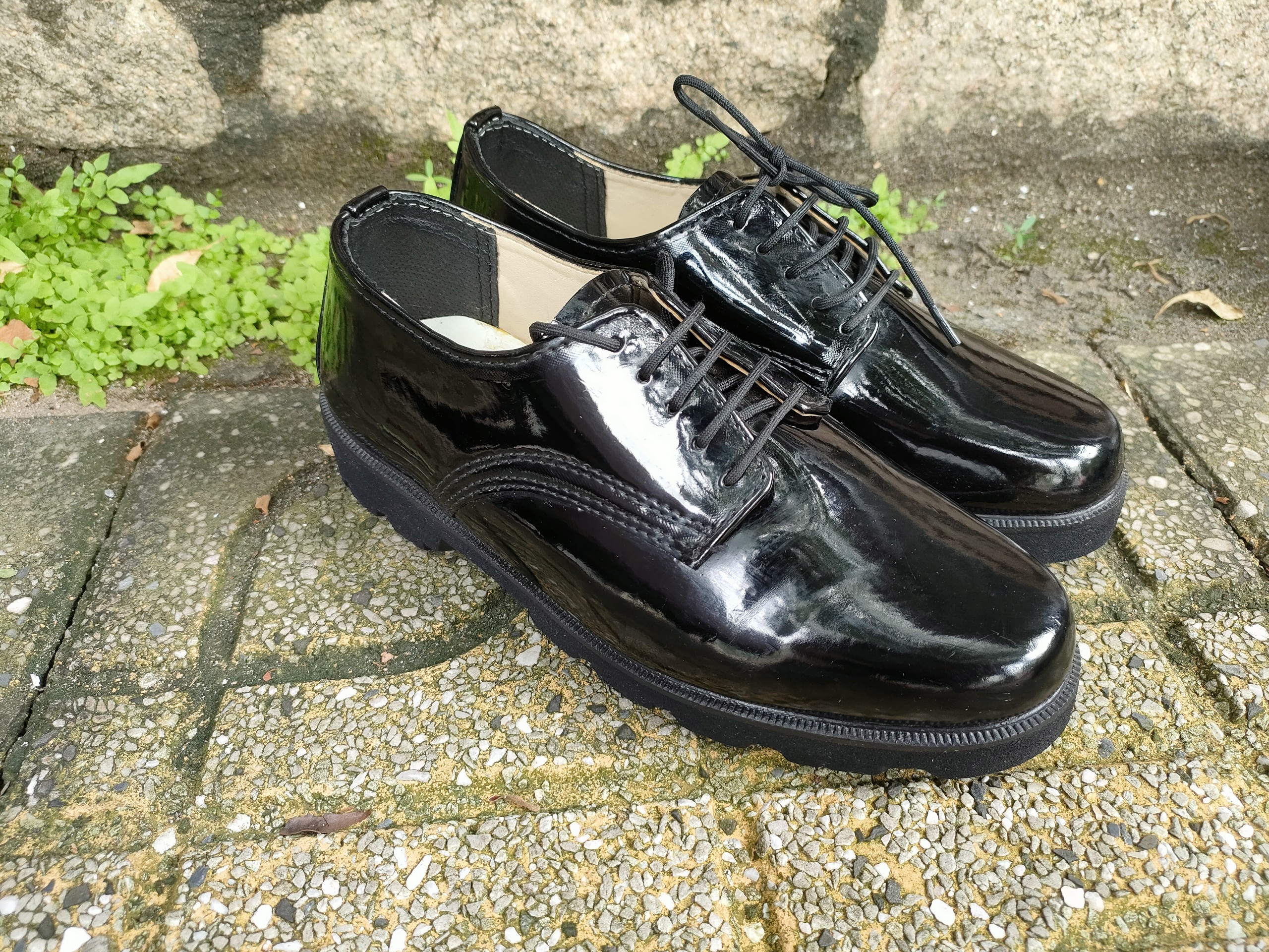 chuyên kinh doanh hàng 2hand  thể thao nam nữ giày da chính hãng tại BIÊN HÒA |ZALO 0907130133 | BigBuy360 - bigbuy360.vn