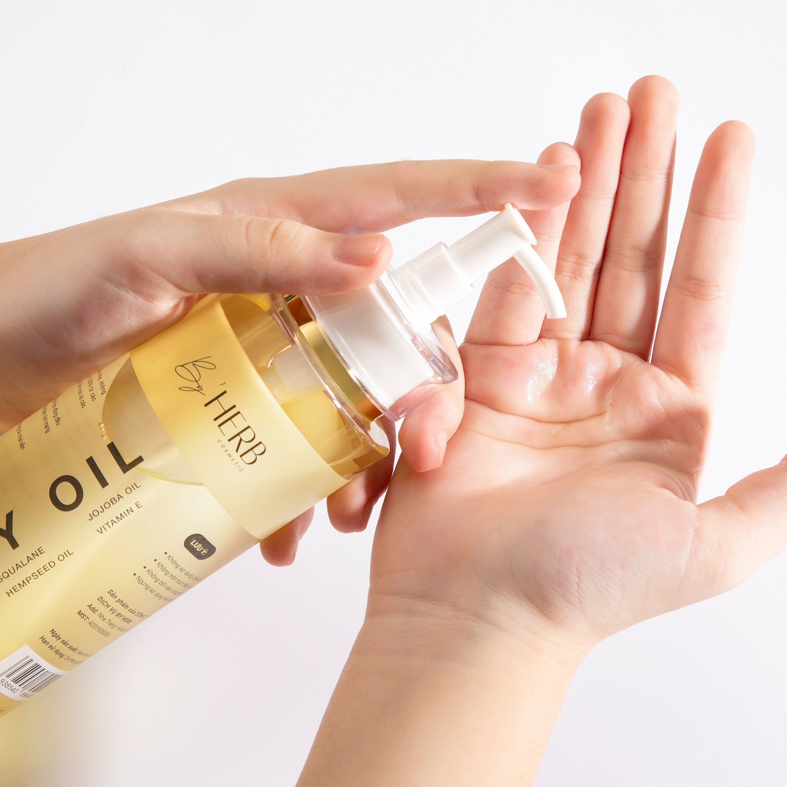 DẦU DƯỠNG DA BODY- BODY OIL BHA BY'HERB 250ML | BigBuy360 - bigbuy360.vn